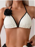 Women's Beachwear Contrast Color Trim Bikini Top With 3D Flower Decoration